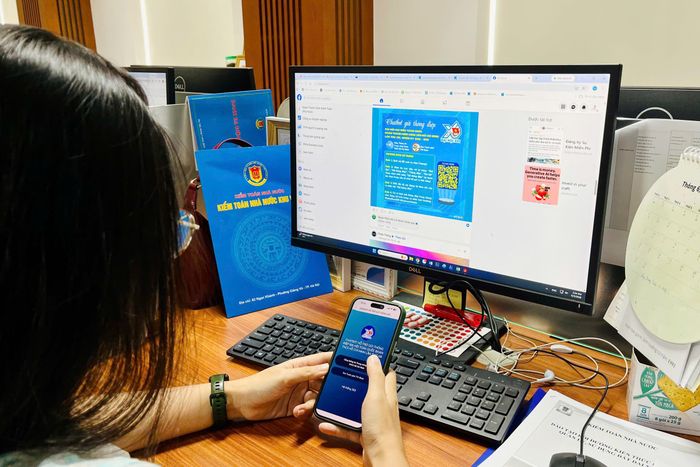 Nâng cao trách nhiệm của cán bộ, đảng viên trong việc thiết lập và sử dụng trang thông tin điện tử cá nhân trên internet, mạng xã hội góp phần bảo vệ nền tảng tư tưởng của Đảng. Ảnh: M. Thúy