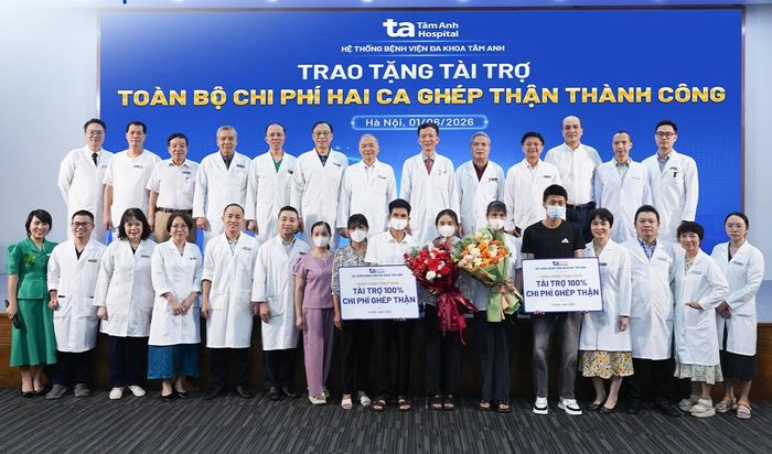 Hai bệnh nhân được ghép thận với sự hỗ trợ 100% toàn bộ chi phí từ Hệ thống Bệnh viện Đa khoa Tâm Anh - Ảnh: BV Tâm Anh