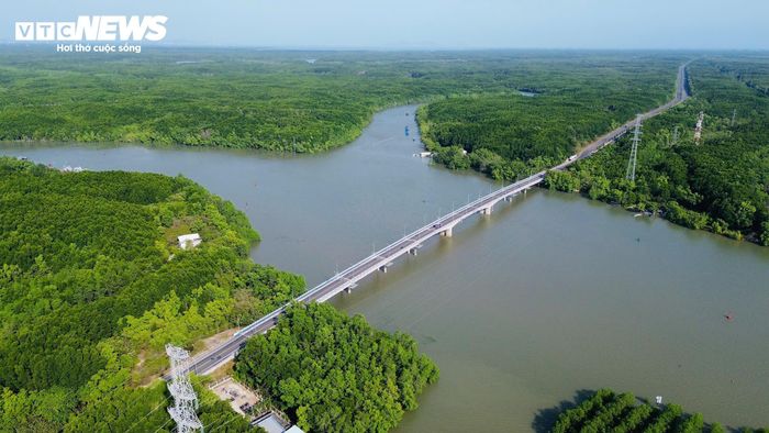 Cần Giờ luôn là lá chắn bảo vệ môi trường sinh thái cho TP.HCM.