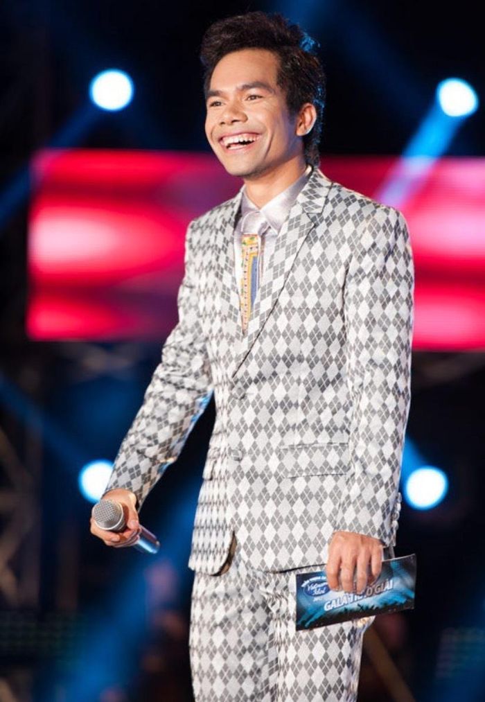 Ya Suy từng nổi tiếng khi giành quán quân Vietnam Idol 2012.
