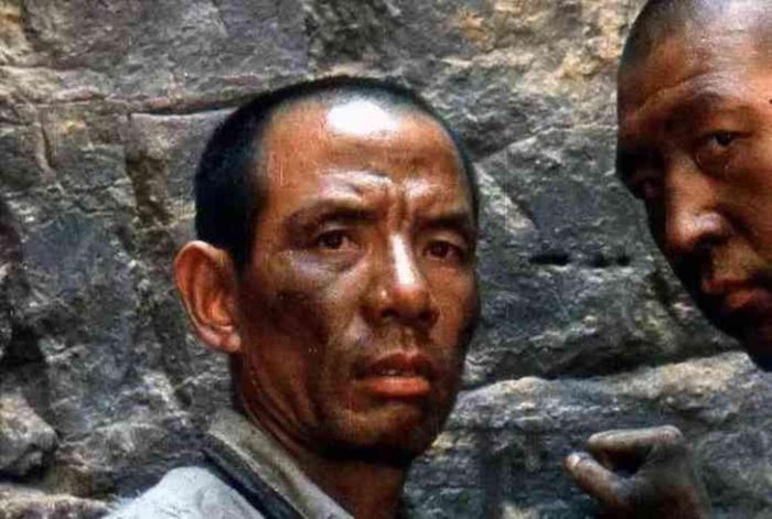 Ngụy Tông Vạn từng làm công nhận nhà máy.