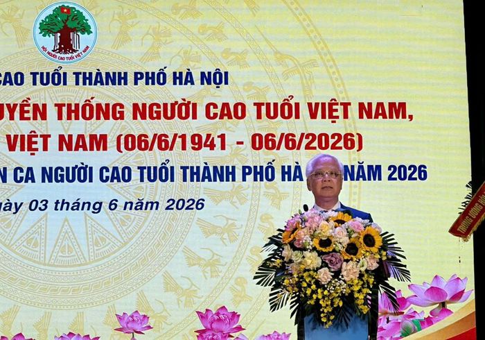 Chủ tịch Hội Người cao tuổi thành phố Hà Nội Nguyễn Thế Toàn phát biểu. Ảnh: Bảo Lâm