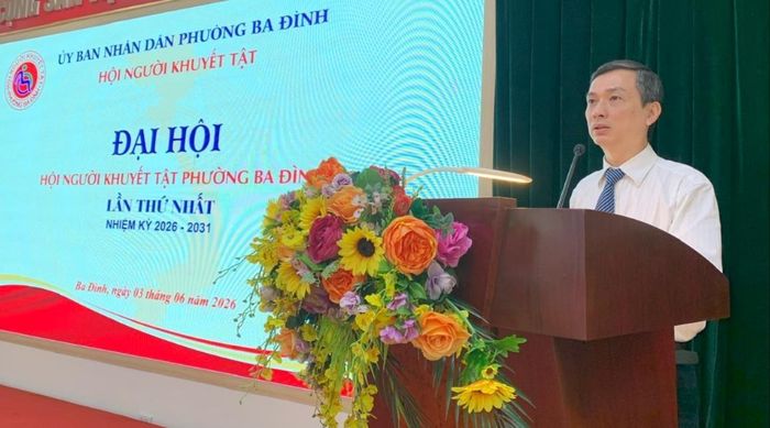Phó Chủ tịch UBND phường Ba Đình Nguyễn Dân Huy phát biểu tại đại hội. Ảnh: PV