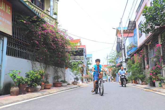 Môi trường sống sáng - xanh - sạch - đẹp. Ảnh: Lại Tấn