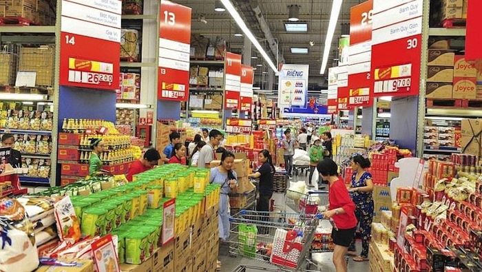 Hoạt động thương mại và dịch vụ ghi nhận tăng trưởng tích cực. Ảnh minh họa: PV