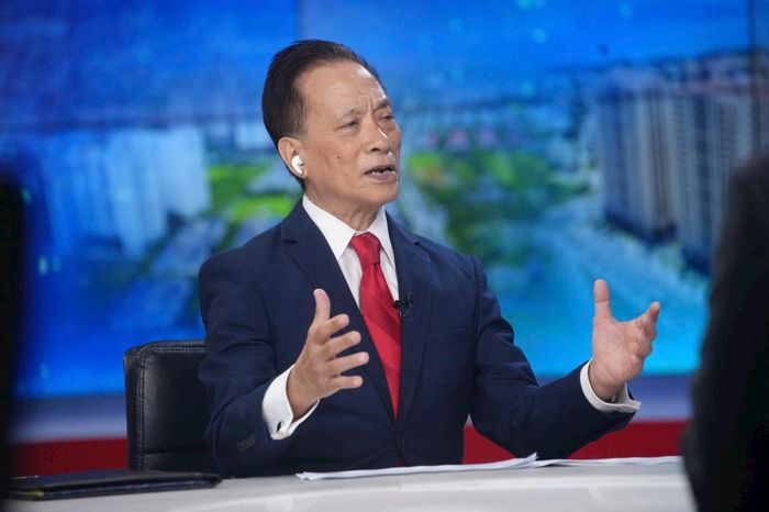 TS Nguyễn Trí Hiếu, Viện trưởng Viện Nghiên cứu và phát triển thị trường tài chính và bất động sản Toàn Cầu trao đổi tại chương trình. Ảnh: Phạm Hùng
