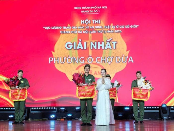 Đội thi phường Ô Chợ Dừa giành Giải Nhất. Ảnh: Công an Hà Nội