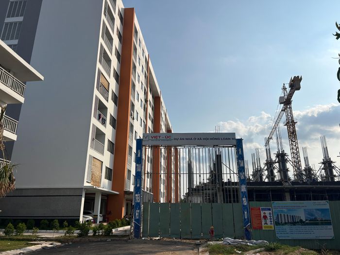  Dự án nhà ở xã hội Hồng Loan 5C (Cần Thơ) đang thi công block còn lại 