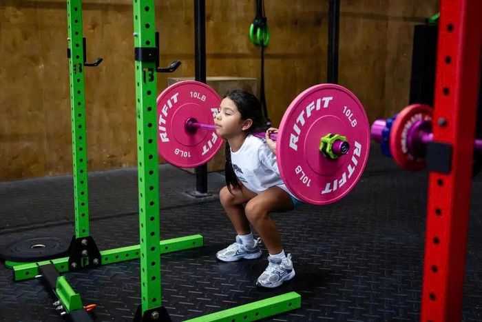  Những đứa trẻ tập tạ đang thay đổi bộ mặt của làng fitness. 