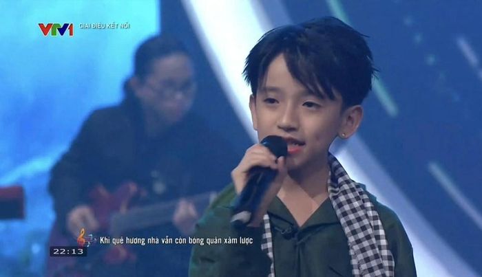 Đức Minh trong chương trình "Giai điệu kết nối" của VTV1