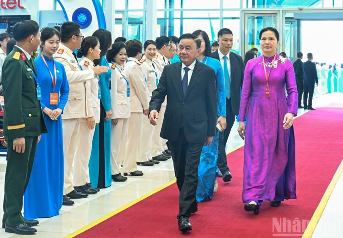 Thường trực Ban Bí thư Trần Cẩm Tú dự Đại hội. (Ảnh: DUY LINH)