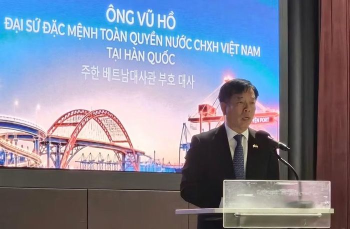Đại sứ Việt Nam tại Hàn Quốc Vũ Hồ phát biểu tại Hội nghị.