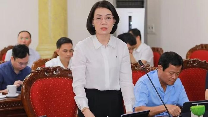 Lãnh đạo Mặt trận Tổ quốc tỉnh Thanh Hóa thảo luận phương án sắp xếp thôn, tổ dân phố.