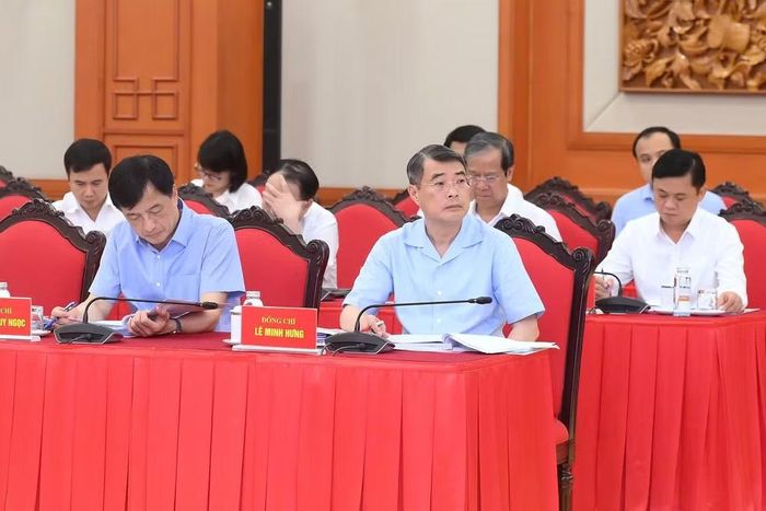 Đồng chí Lê Minh Hưng, Ủy viên Bộ Chính trị, Thủ tướng Chính phủ và các đồng chí lãnh đạo dự cuộc làm việc. (Ảnh: ĐĂNG KHOA)