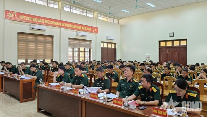  Quang cảnh Ngày Chính trị và văn hóa tinh thần; Ngày Pháp luật tháng 6-2026 tại Trường Thiếu sinh quân miền Bắc. 
