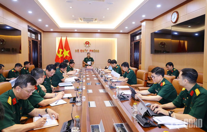 Quang cảnh buổi làm việc. 