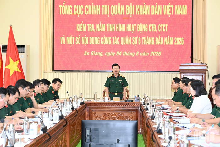  Quang cảnh buổi kết luận sơ bộ của đoàn công tác Tổng cục Chính trị. 