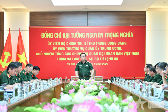  Đại tướng Nguyễn Trọng Nghĩa chủ trì buổi làm việc. 