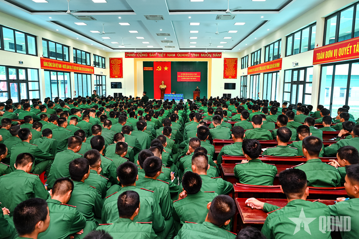 Quang cảnh buổi đối thoại. 