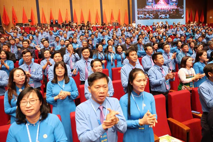  Các đại biểu dự phiên trọng thể Đại hội XIV Công đoàn Việt Nam, sáng 4-6. Ảnh: QUANG PHÚC 