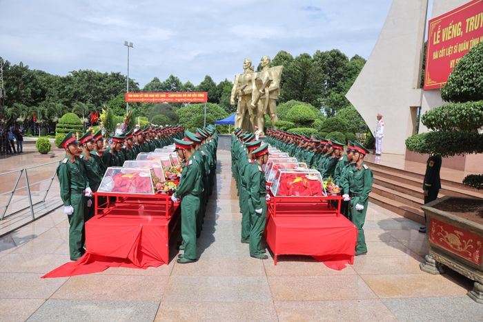 Lễ truy điệu, an táng 27 hài cốt liệt sĩ
