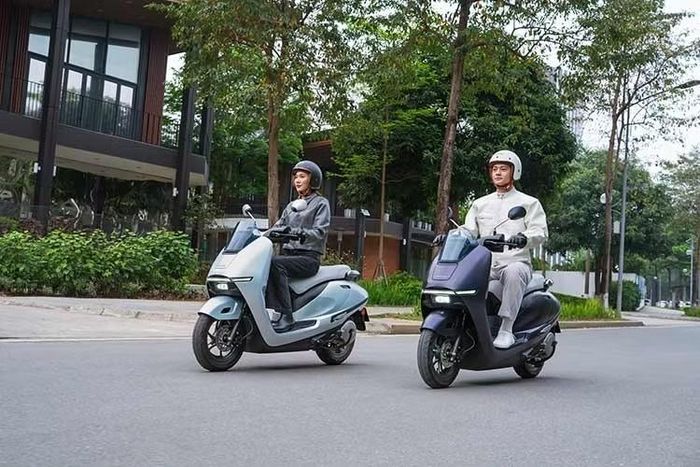 Mẫu xe máy điện Honda UC3 có mức giá bán lẻ đề xuất từ 78,5 triệu cho phiên bản tiêu chuẩn và 79,9 triệu đồng cho bản đặc biệt. Ngoài ra, xe còn đang được Honda Việt Nam đưa ra gói giá bán kích cầu từ 56,5 - 57,9 triệu đồng cho từng phiên bản.