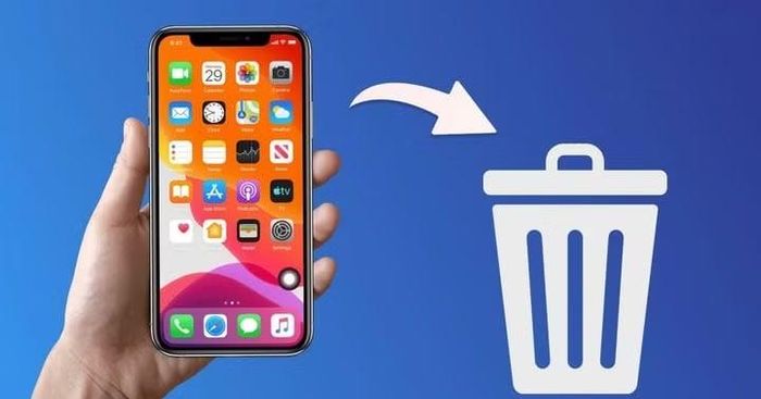 Các chuyên gia cho rằng việc thường xuyên kiểm tra và dọn dẹp dữ liệu ẩn trên iPhone không chỉ giúp giải phóng hàng chục GB dung lượng lưu trữ mà còn góp phần cải thiện hiệu suất hoạt động của thiết bị, giảm tình trạng chậm máy và kéo dài tuổi thọ sử dụng, đặc biệt với những mẫu iPhone có bộ nhớ hạn chế như 64GB hoặc 128GB.