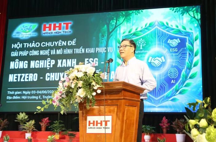 Ông Đặng Huy Đông - Chủ tịch Hiệp hội Chuyển đổi xanh Việt Nam (VGA) tham luận tại Hội thảo.