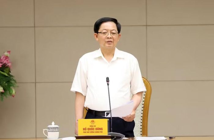 Phó Thủ tướng yêu cầu trong tháng 6/2026 phải hoàn thiện Nghị định hướng dẫn thi hành Luật Công nghệ cao, trong đó có các nội dung liên quan đến công nghệ chiến lược - Ảnh: VGP/Gia Huy