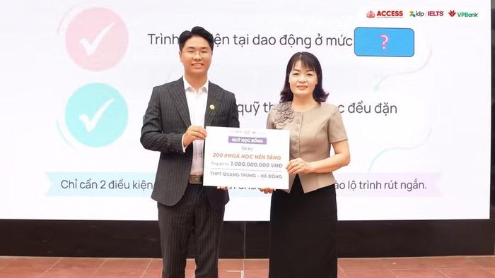 Quỹ ACCESS tiếp tục hành trình lan tỏa cơ hội học tập thông qua việc trao 200 suất học bổng tại Trường THPT Quang Trung – Hà Đông.