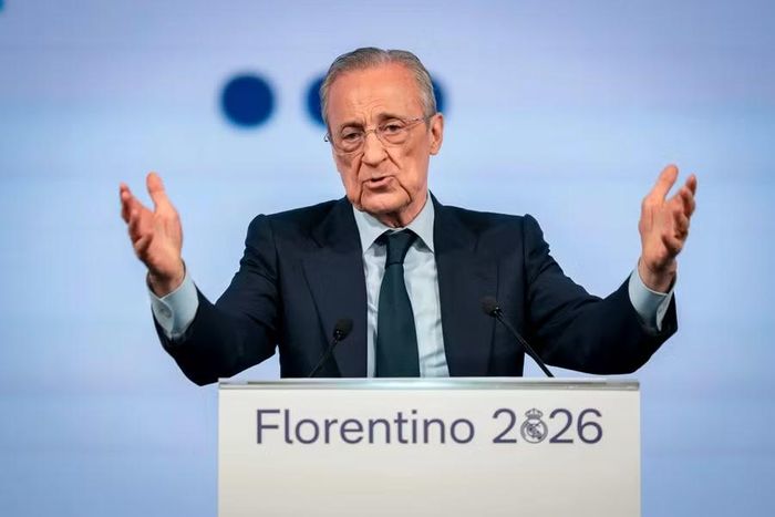 Đương kim chủ tịch Florentino Perez bước vào cuộc đua giữ ghế lãnh đạo Real Madrid trước sức ép từ đối thủ Enrique Riquelme.