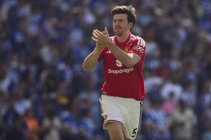 Trung vệ Harry Maguire cũng không có tên trong danh sách tuyển Anh dự World Cup 2026. Cầu thủ Man Utd được cho là có thể tham gia vai trò bình luận trong thời gian giải đấu diễn ra tại Bắc Mỹ.