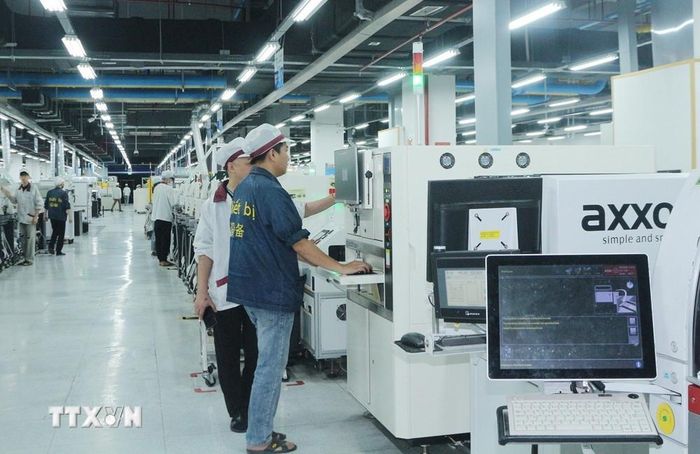 Công ty TNHH Wistron Infocomm Việt Nam là doanh nghiệp FDI đầu tư vào Khu công nghiệp Đồng Văn III, tỉnh Ninh Bình từ năm 2021, tạo việc làm cho hơn 12.800 lao động. Ảnh: TTXVN