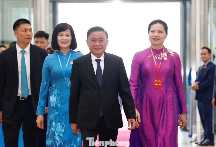  Thường trực Ban Bí thư Trần Cẩm Tú đến dự Đại hội. Ảnh: Như Ý. 