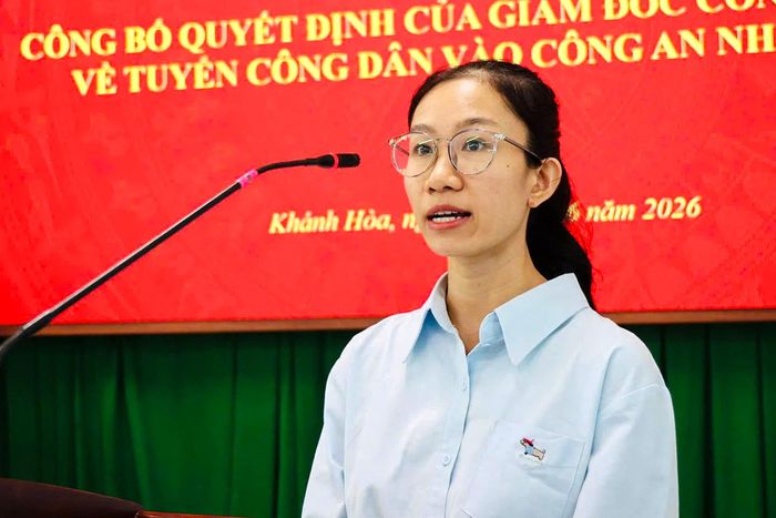 Chị Lê Thị Thùy Hân, vợ Thiếu tá Nguyễn Xuân Hải. Ảnh: X.N