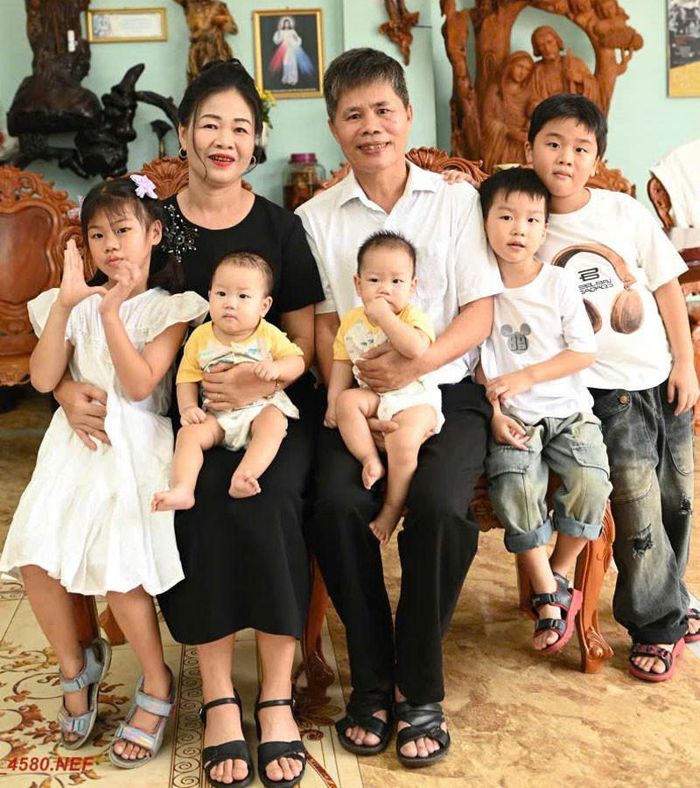 Bố mẹ chồng chị Loan yêu con, thương cháu, là tấm gương cho con cháu noi theo