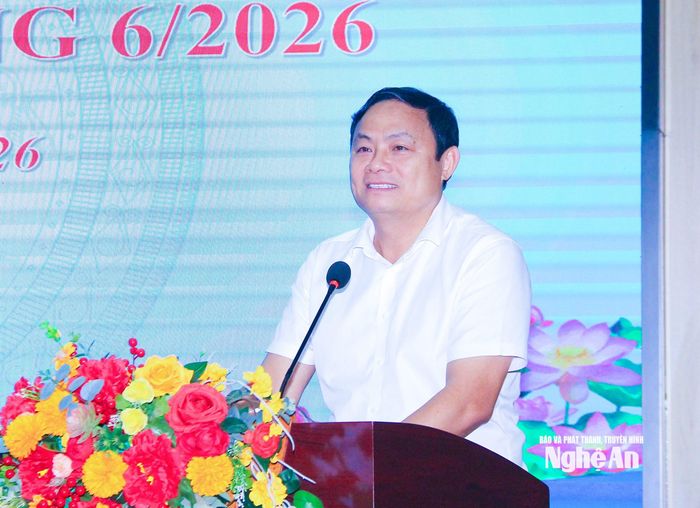 Đồng chí Phạm Ngọc Cảnh – Phó trưởng Ban Tuyên giáo và Dân vận Tỉnh ủy định hướng một số nội dung tuyên truyền trọng tâm trong tháng 6/2026. Ảnh: Mai Hoa
