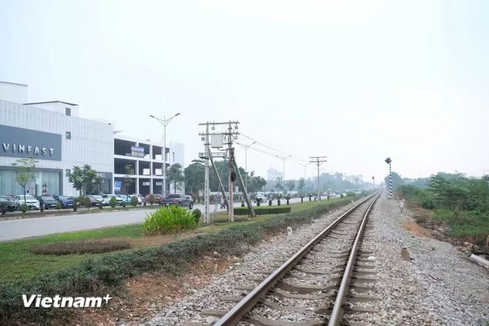 Phú Thọ cần 800 tỷ đồng trong năm 2025 để xây dựng 38 khu tái định cư phục vụ dự án đường sắt Lào Cai-Hà Nội-Hải Phòng đoạn qua địa bàn tỉnh. (Ảnh: Nguyễn Thảo/Vietnam+)