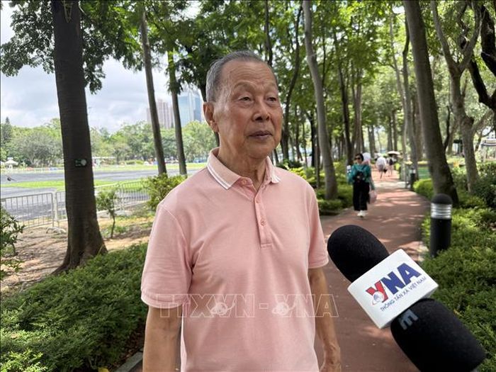 Ông Lý Minh Hán, nhà nghiên cứu về Chủ tịch Hồ Chí Minh, người từng làm cố vấn cho bộ phim “Nguyễn Ái Quốc ở Hong Kong”. Ảnh: Thành Nam/PV TTXVN tại Hong Kong (Trung Quốc)