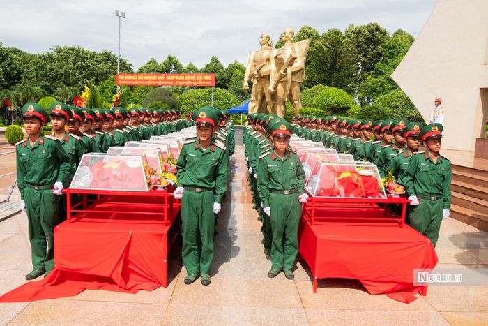 Mùa khô 2025 - 2026, thực hiện nhiệm vụ tìm kiếm, quy tập hài cốt liệt sĩ trên đất bạn Campuchia, cán bộ, chiến sĩ Đội K51 đã xác minh hơn 506 nguồn tin; khảo sát, đào tìm tại 118 khu vực trọng điểm cùng nhiều vị trí nhỏ lẻ khác.