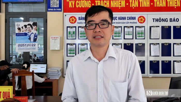 Ông Phạm Phú Lê Long, Giám đốc Trung tâm Hành chính công phường Nhơn Trạch.
