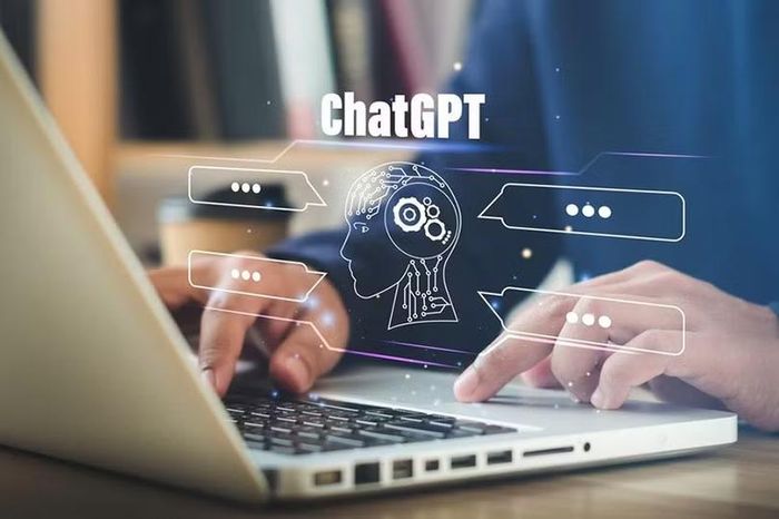 Vị trí dẫn đầu của ChatGPT đang bị Gemini đuổi sát, Ảnh: Forbes.