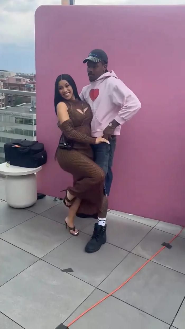 Stefon Diggs nhấn mạnh rằng mối quan hệ giữa anh và Cardi B hiện tại đang ở trạng thái "rất ổn".