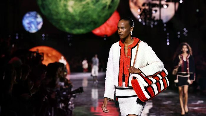 BST đầu tay của NTK Matthieu Blazy tại Chanel