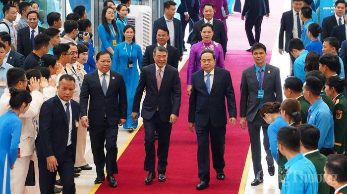 Thủ tướng Chính phủ Lê Minh Hưng và Chủ tịch Quốc hội Trần Thanh Mẫn tới dự Đại hội.