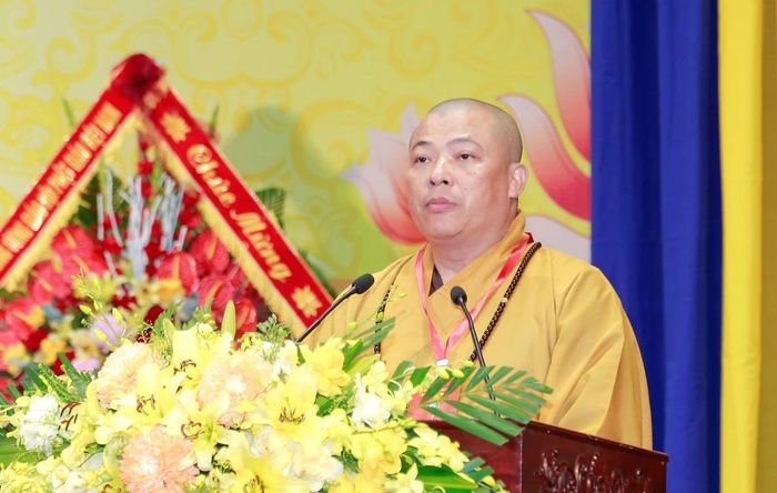Thượng tọa Thích Tâm Chính, Phó Trưởng Ban Trị sự Giáo hội Phật giáo Việt Nam tỉnh Thanh Hóa, nhiệm kỳ 2022-2027 báo cáo tại Đại hội.