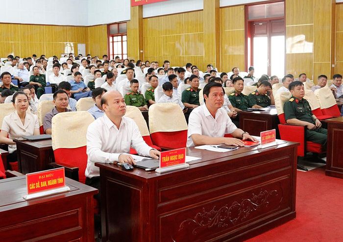  Các đại biểu dự hội nghị. 
