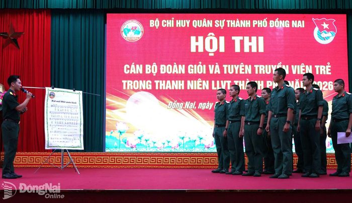 Nội dung thi Cán bộ đoàn giỏi. Ảnh: Nguyệt Hà
