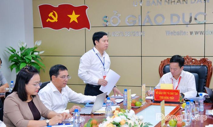 Giám đốc Sở Giáo dục và Đào tạo, Phó Trưởng Ban Thường trực Ban Chỉ đạo cấp tỉnh Kỳ thi tốt nghiệp THPT năm 2026 Lê Quang Trí phát biểu tại buổi kiểm tra.