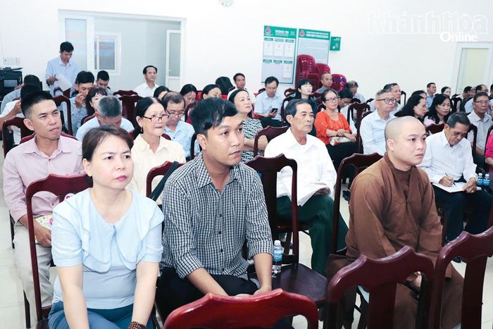 Đại biểu dự hội nghị